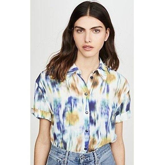 BAUM UND PFERDGARTEN Silk Blend Abstract Print Cuff Short Sleeve Button Up Top 2 - Picture 9 of 13